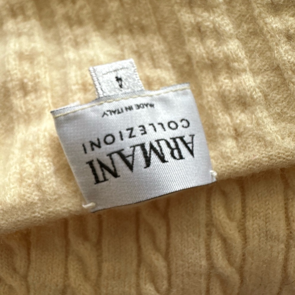 Armani Collezioni Cream Knit Top - Picture 7 of 10
